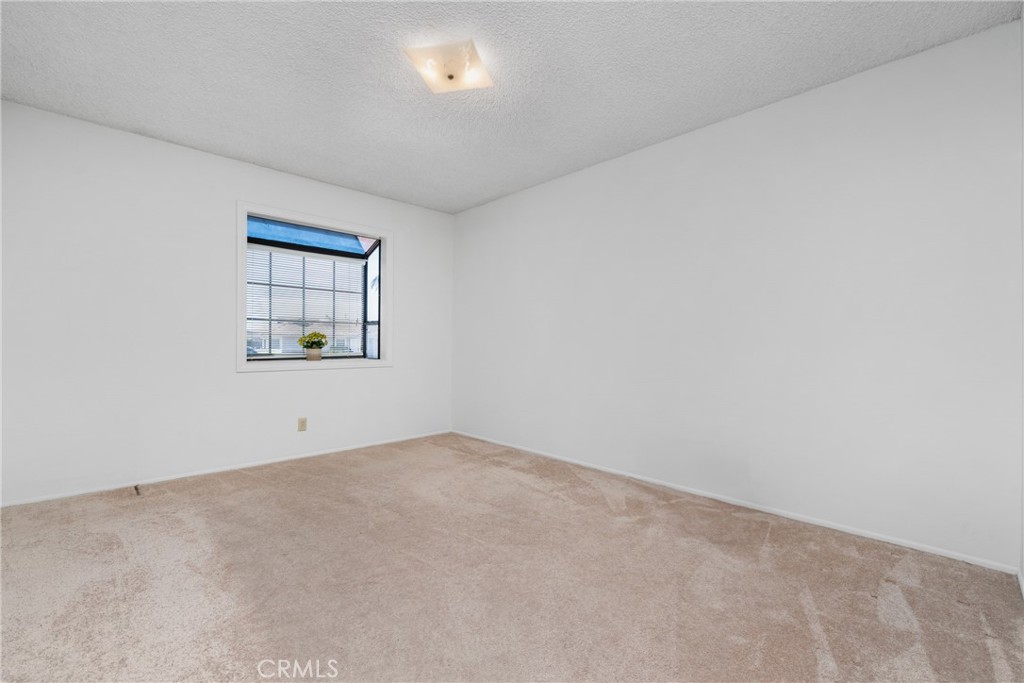 1174 Gleneagles Terrace