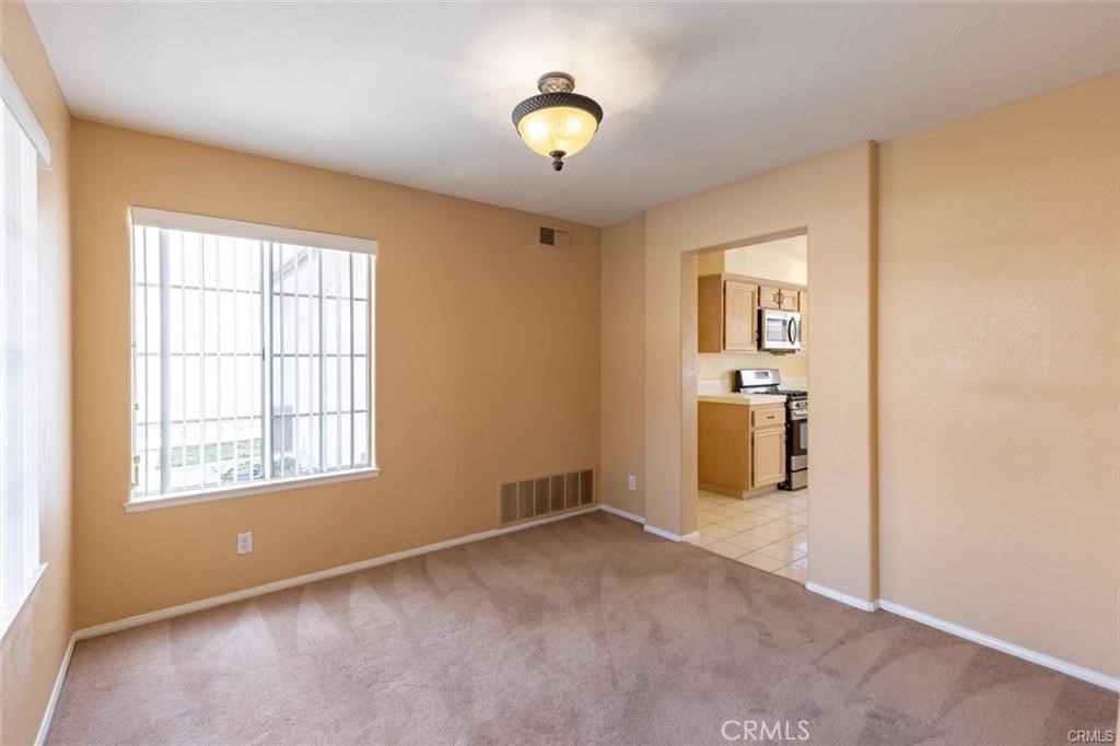 10 Saint Moritz Street