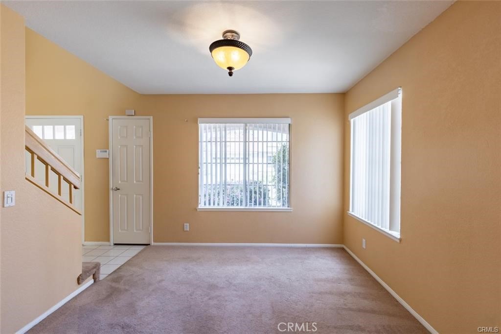 10 Saint Moritz Street