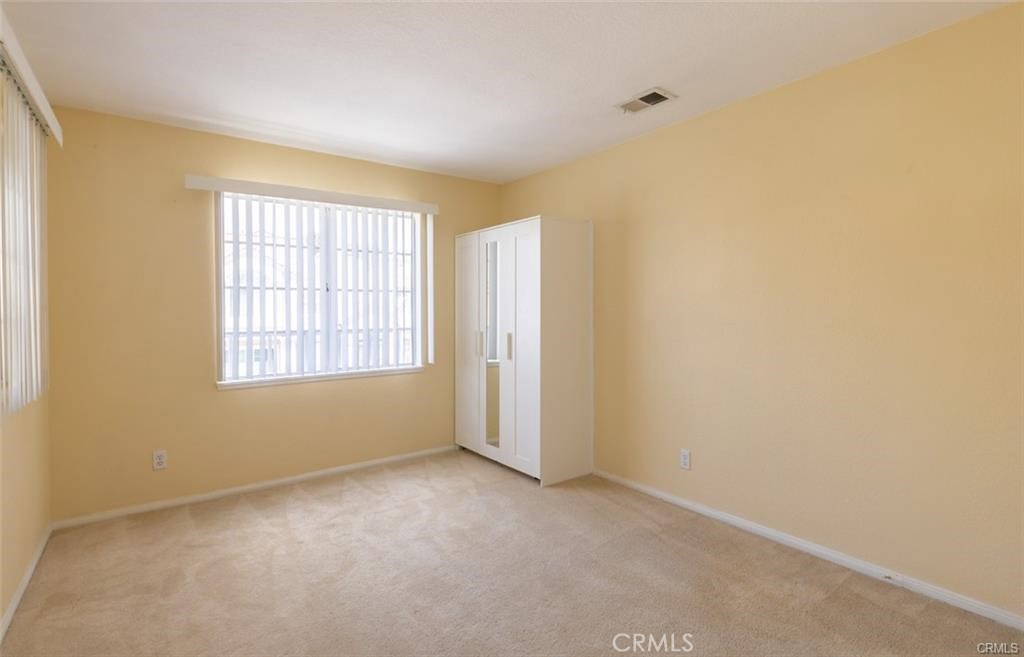 10 Saint Moritz Street