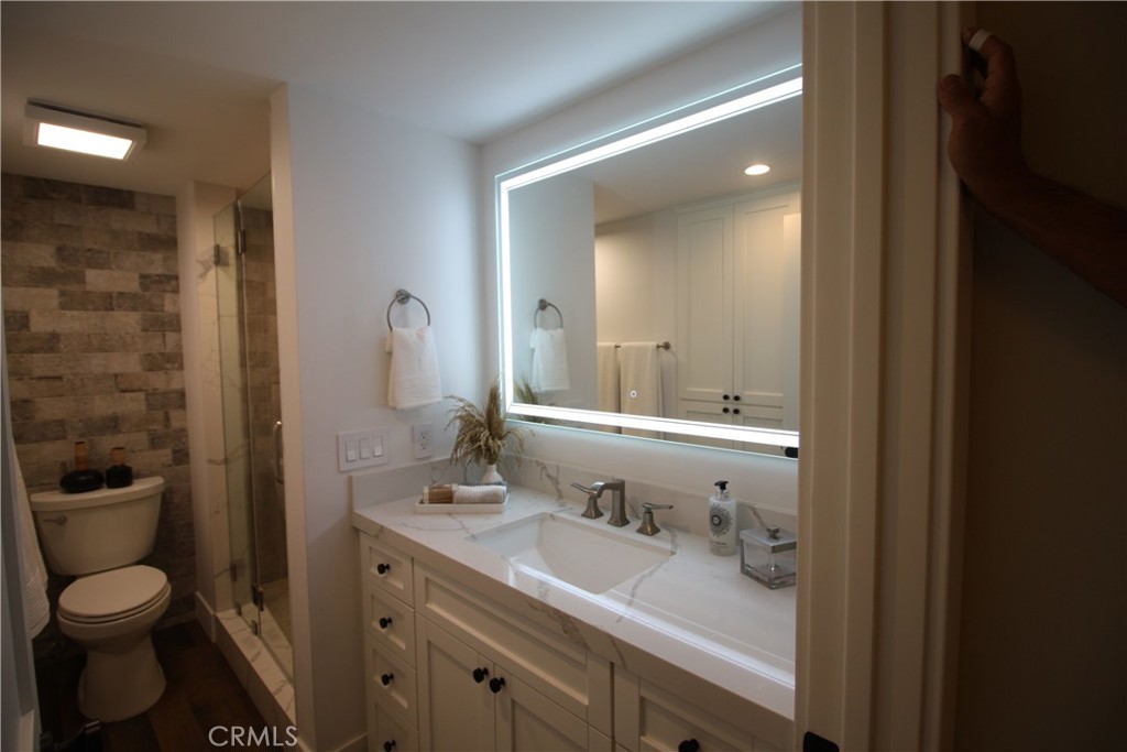 405 Avenida Granada 415