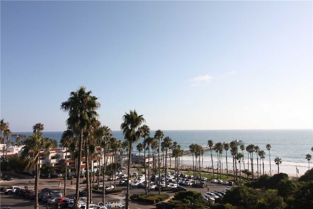 405 Avenida Granada 415