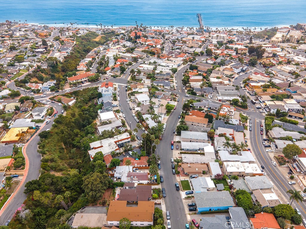 239 Avenida Monterey