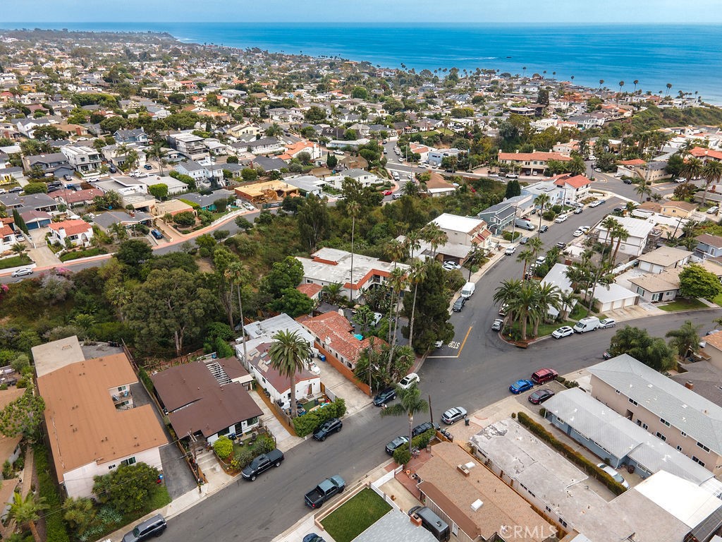 239 Avenida Monterey