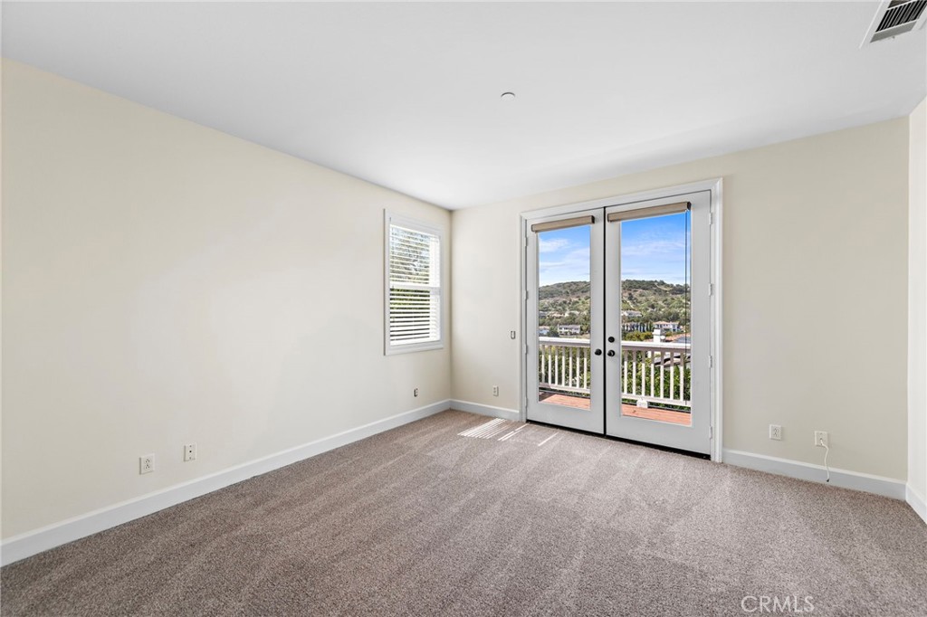 458 Camino Flora Vista