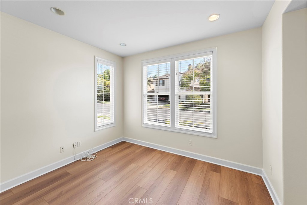 458 Camino Flora Vista