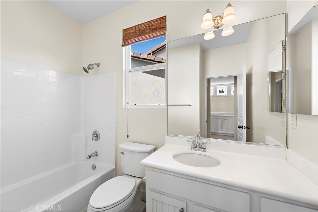 458 Camino Flora Vista