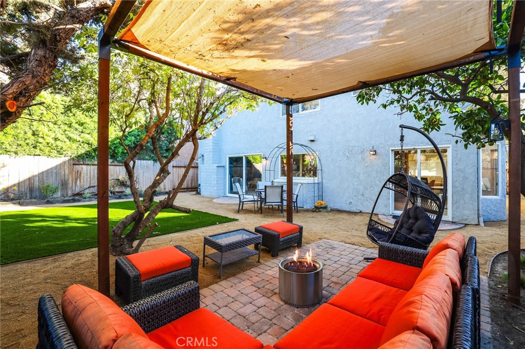 28001 Paseo Barranca