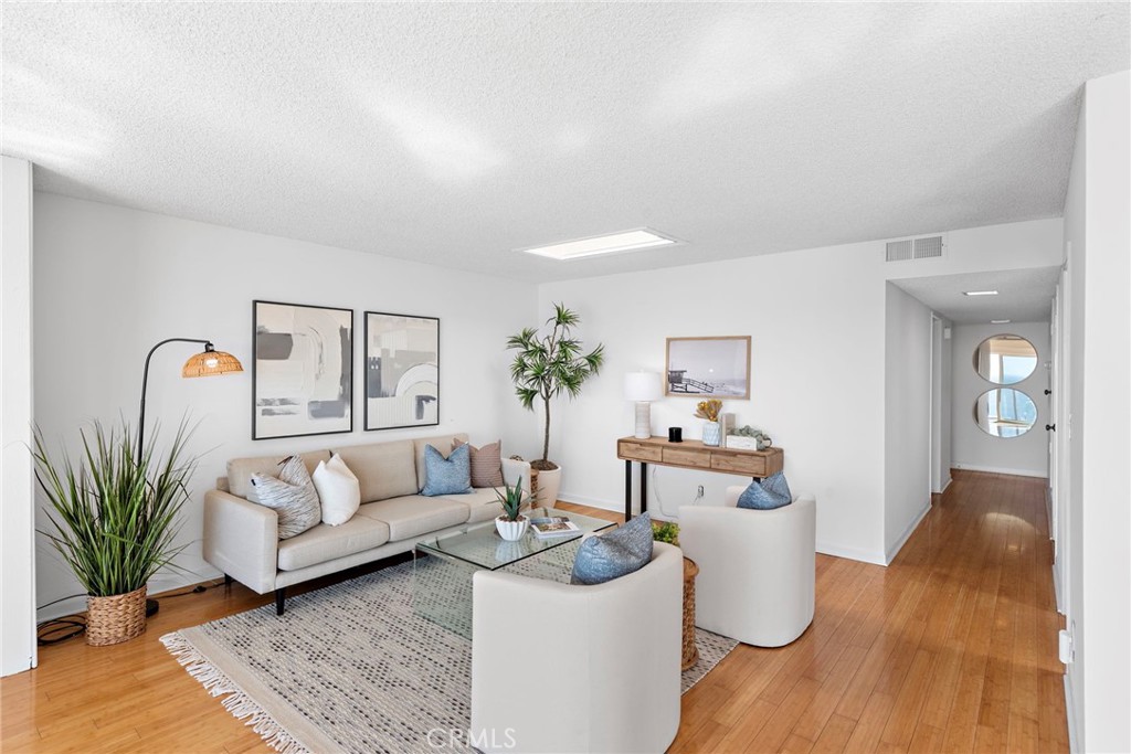 259 Avenida Lobeiro 10