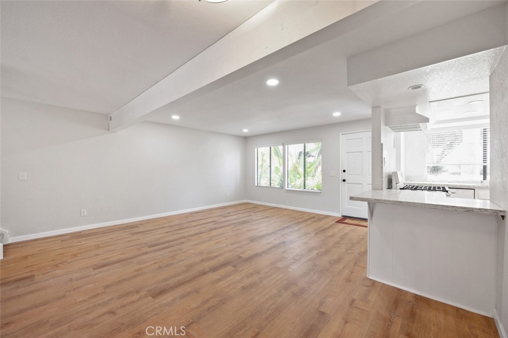 34101 Via California 35