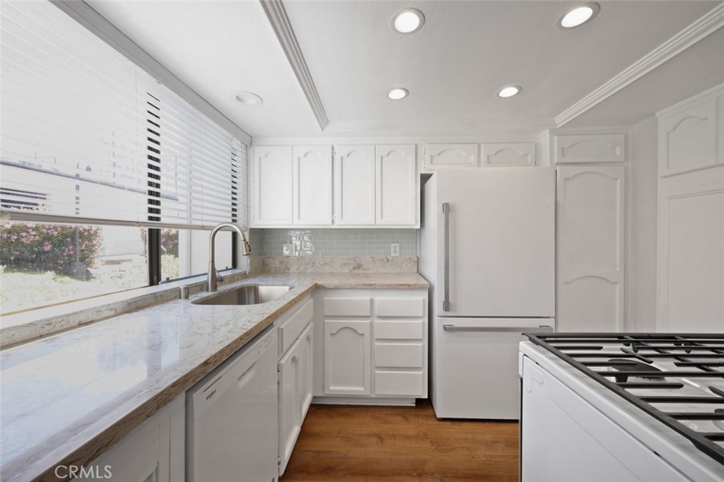 34101 Via California 35