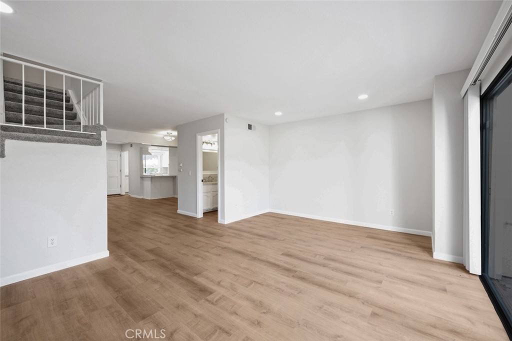 34101 Via California 35