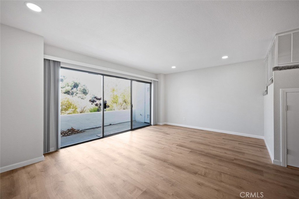 34101 Via California 35