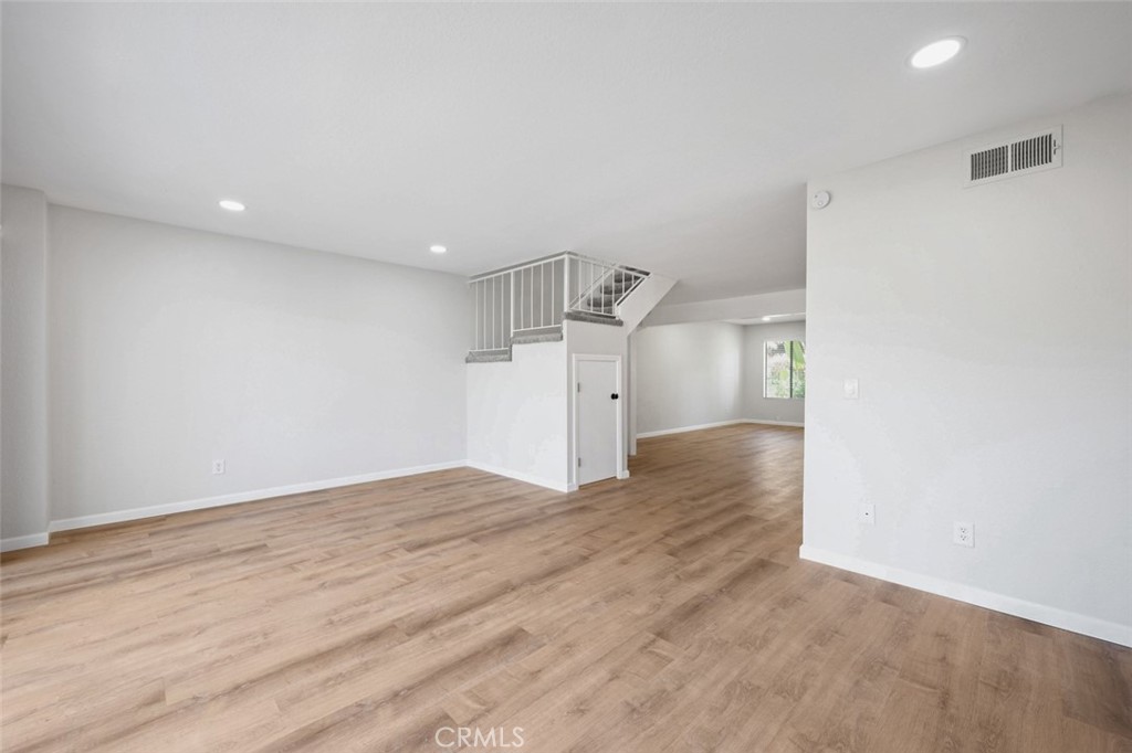 34101 Via California 35