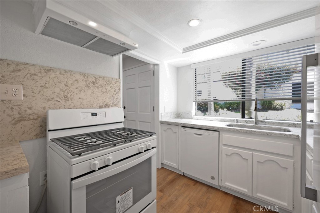 34101 Via California 35