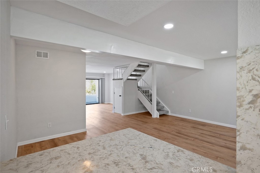 34101 Via California 35