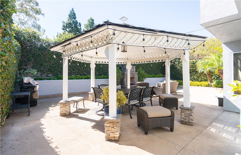 25562 Eastwind Drive