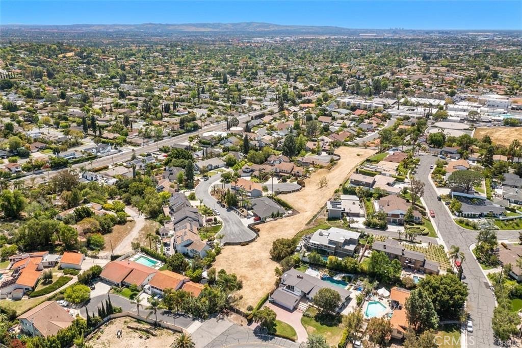 13131 Lemon Leaf Lane