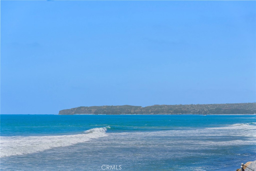 1880 N El Camino Real 2