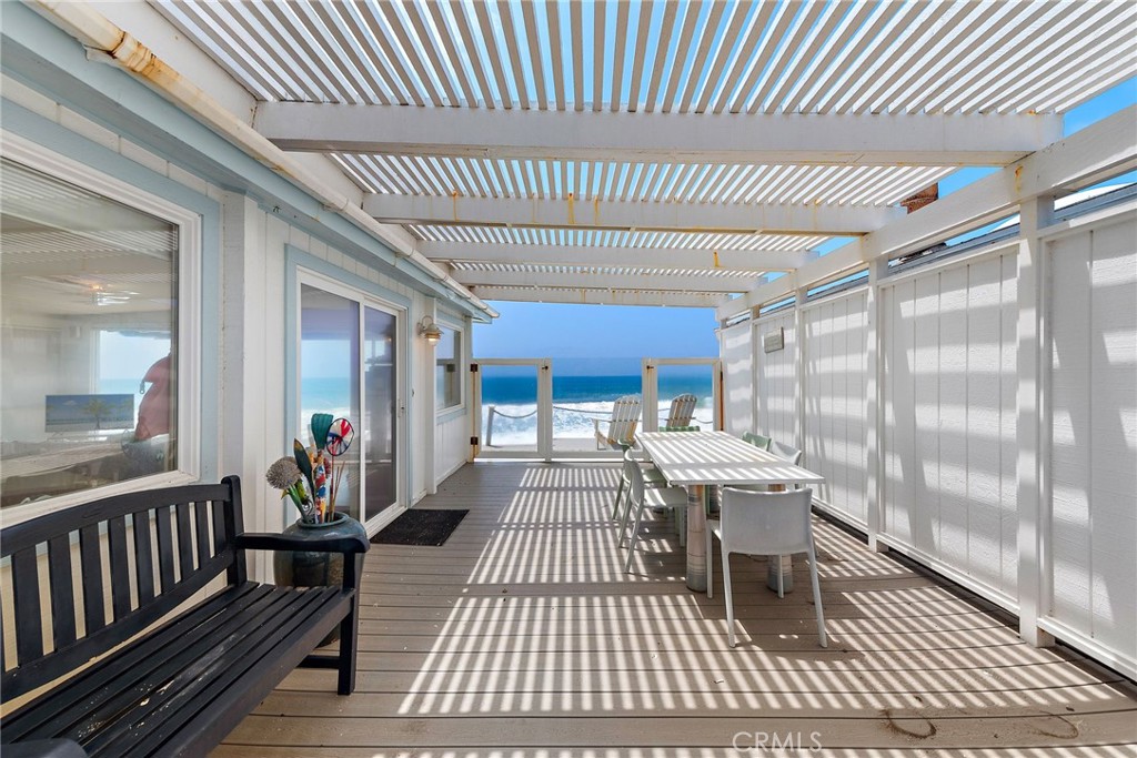 1880 N El Camino Real 2