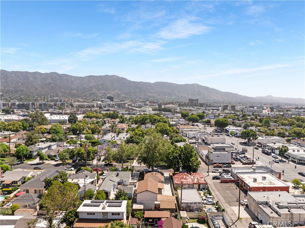 515 N Mariposa Street