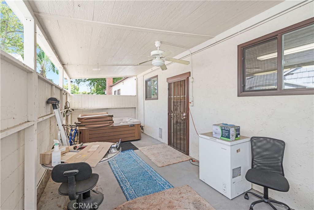 515 N Mariposa Street