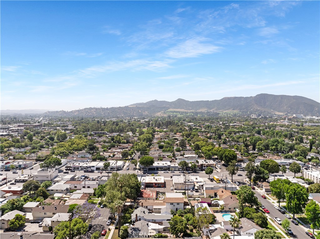 515 N Mariposa Street