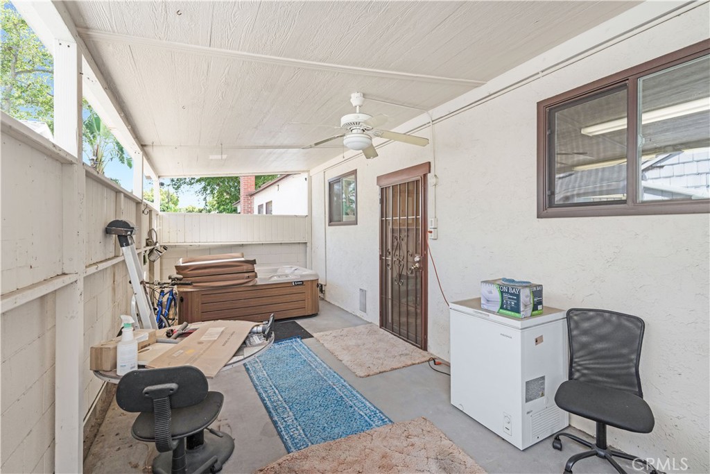 515 N Mariposa Street