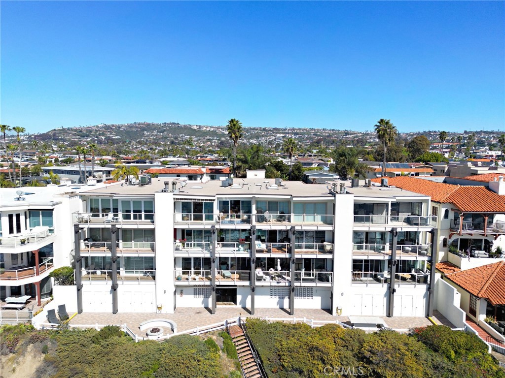 259 Avenida Lobeiro 10