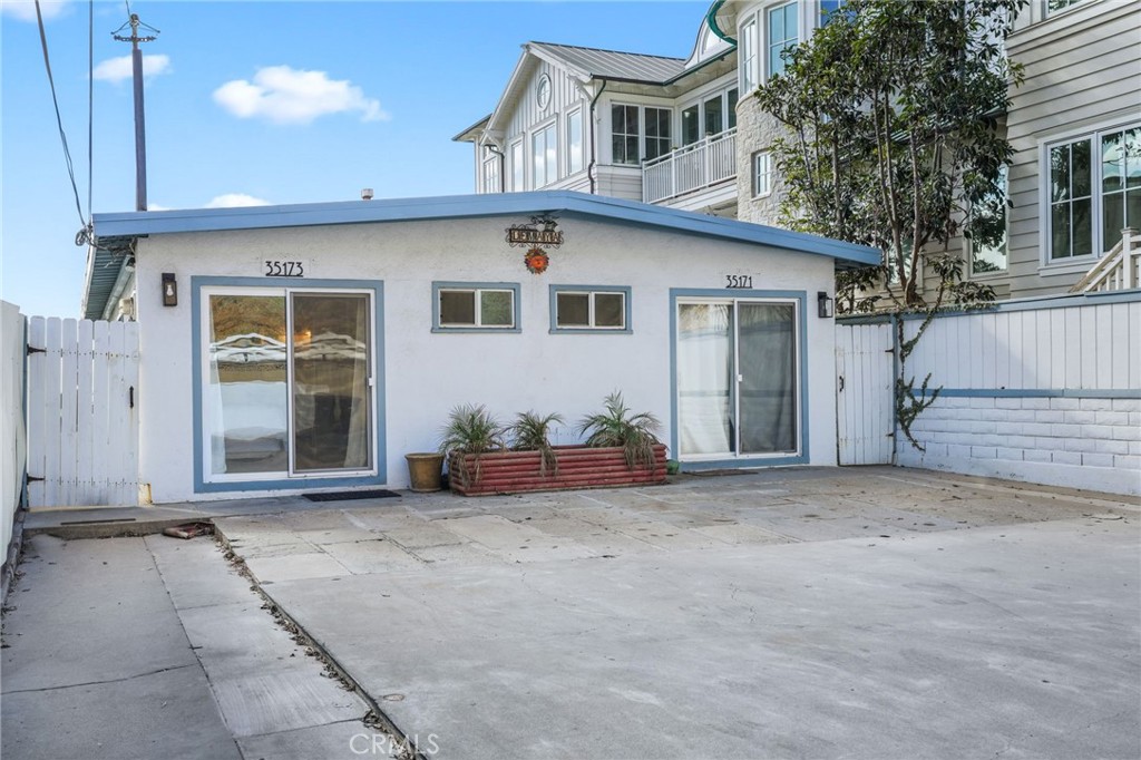 35171 Beach Road