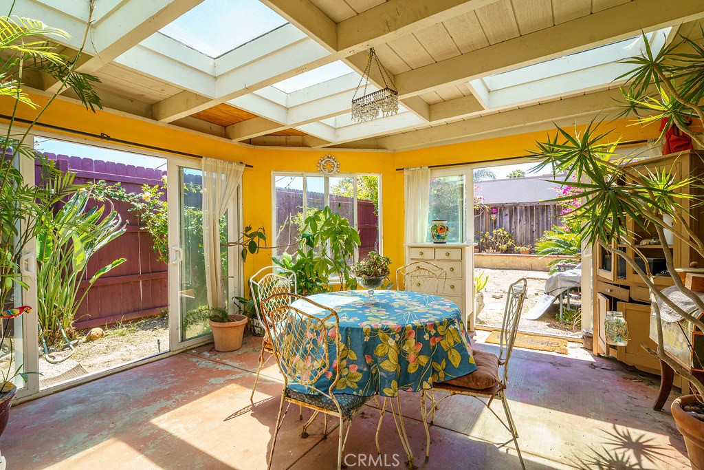 31085 Via San Vicente