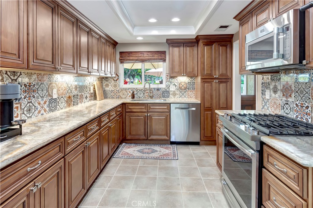 33081 Regatta Court