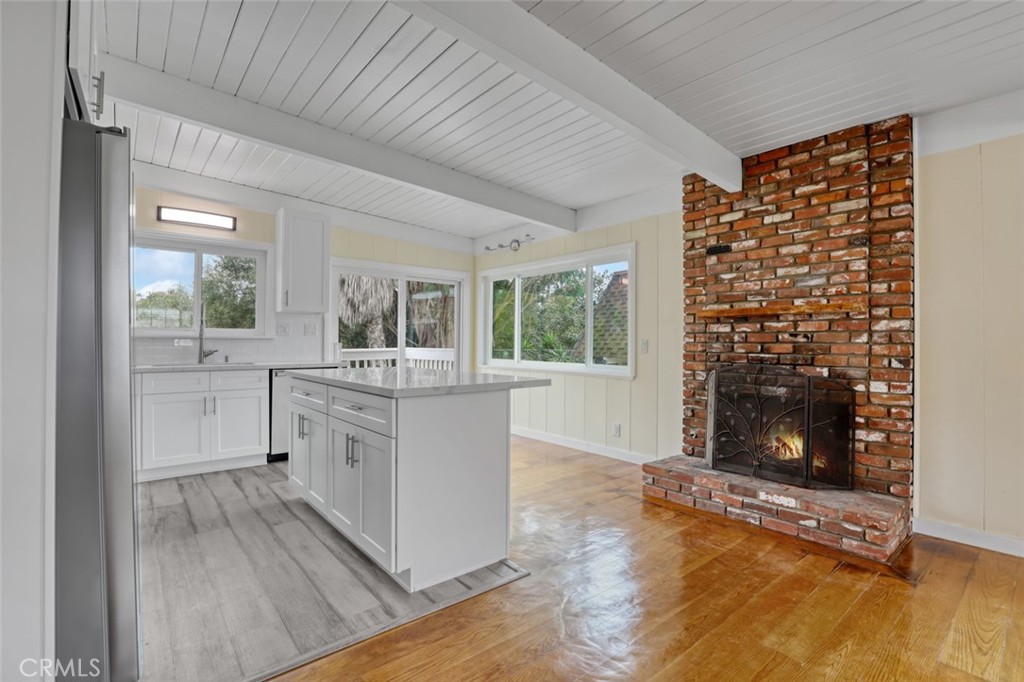 221 Avenida Monterey