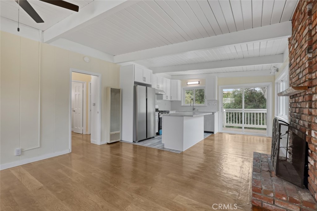 221 Avenida Monterey