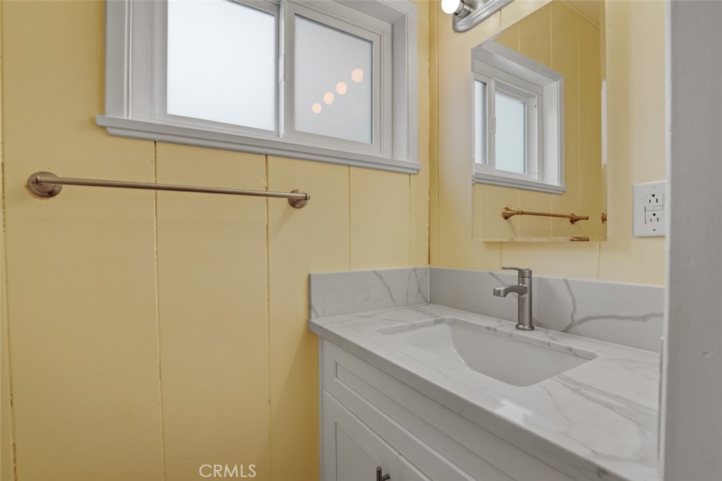 221 Avenida Monterey