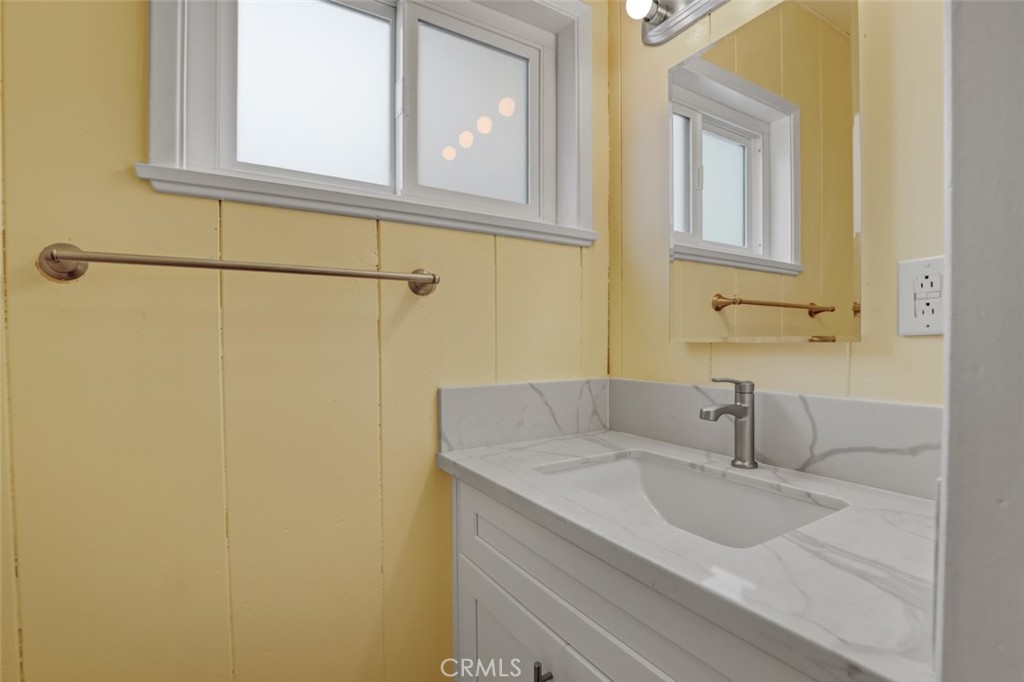 221 Avenida Monterey