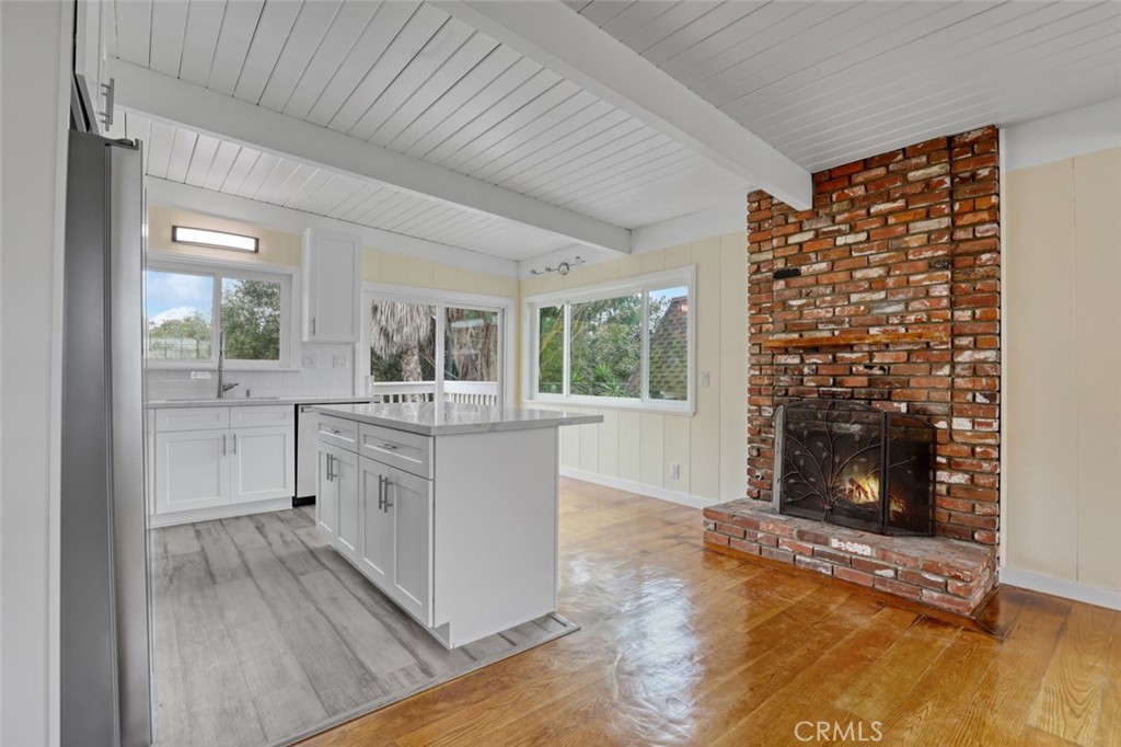 221 Avenida Monterey