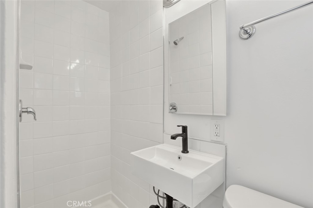 221 Avenida Monterey