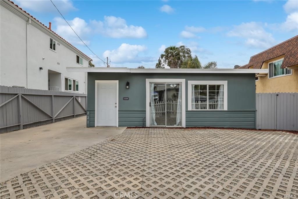 221 Avenida Monterey