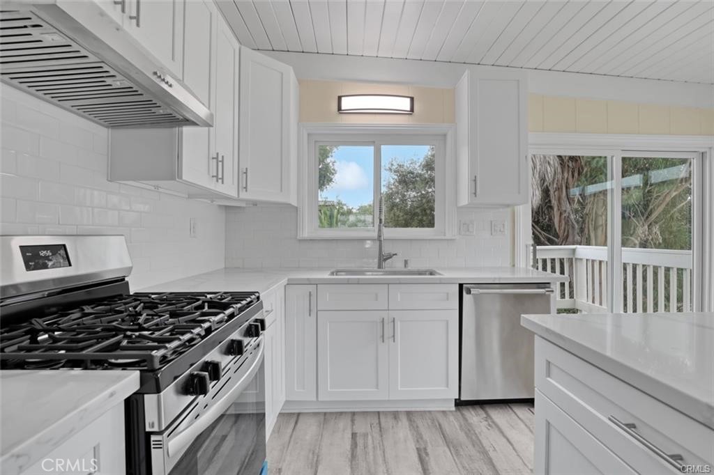 221 Avenida Monterey