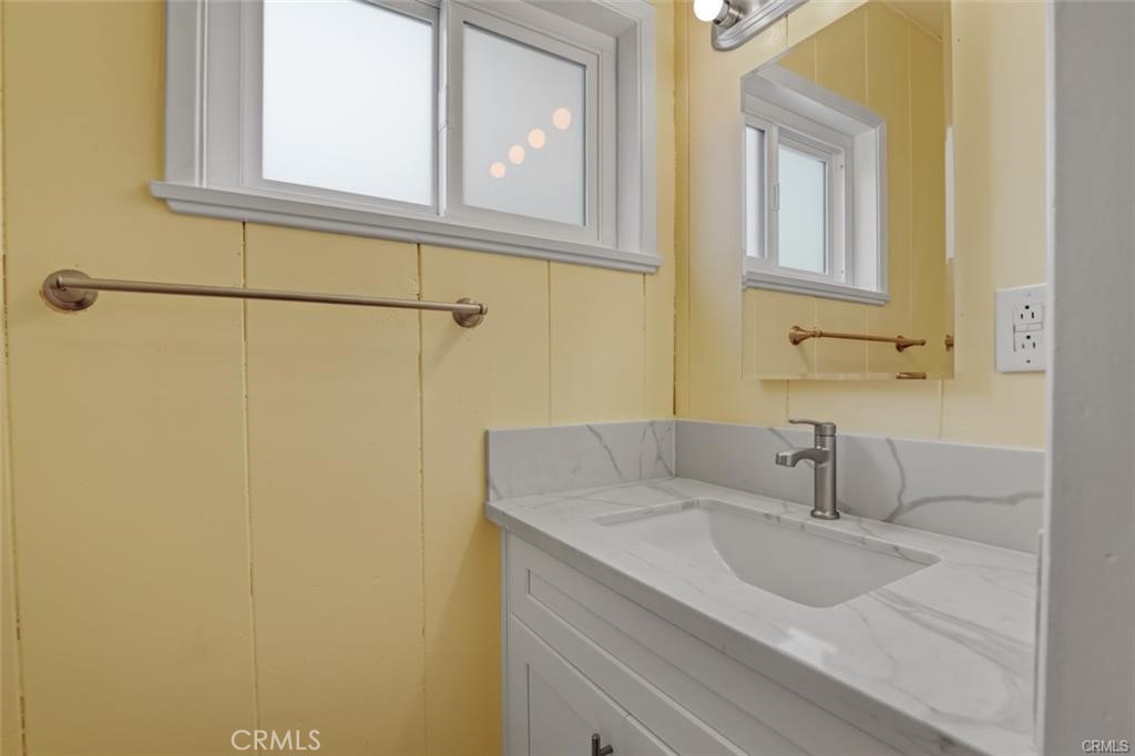 221 Avenida Monterey