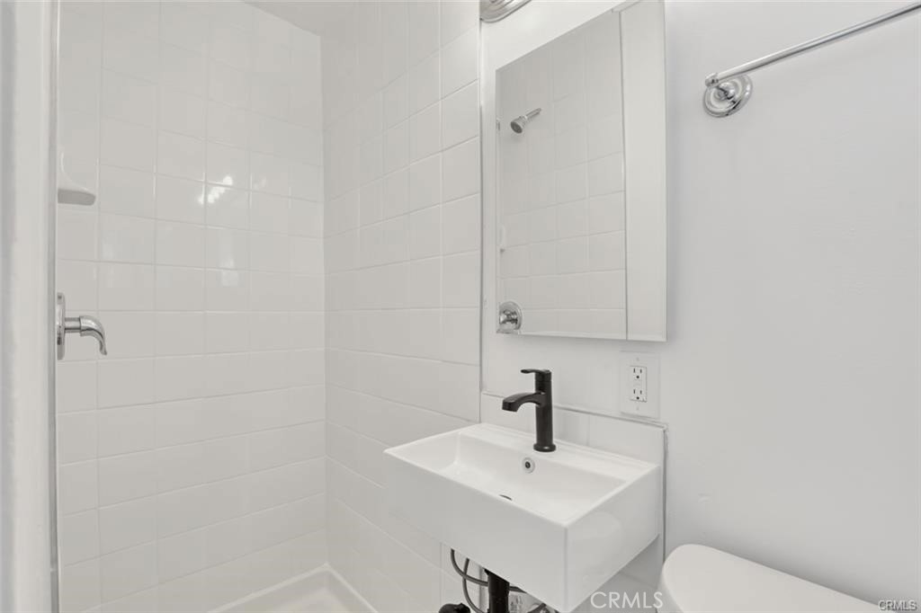 221 Avenida Monterey