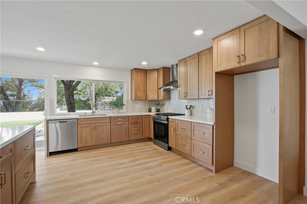 24711 Acropolis Drive