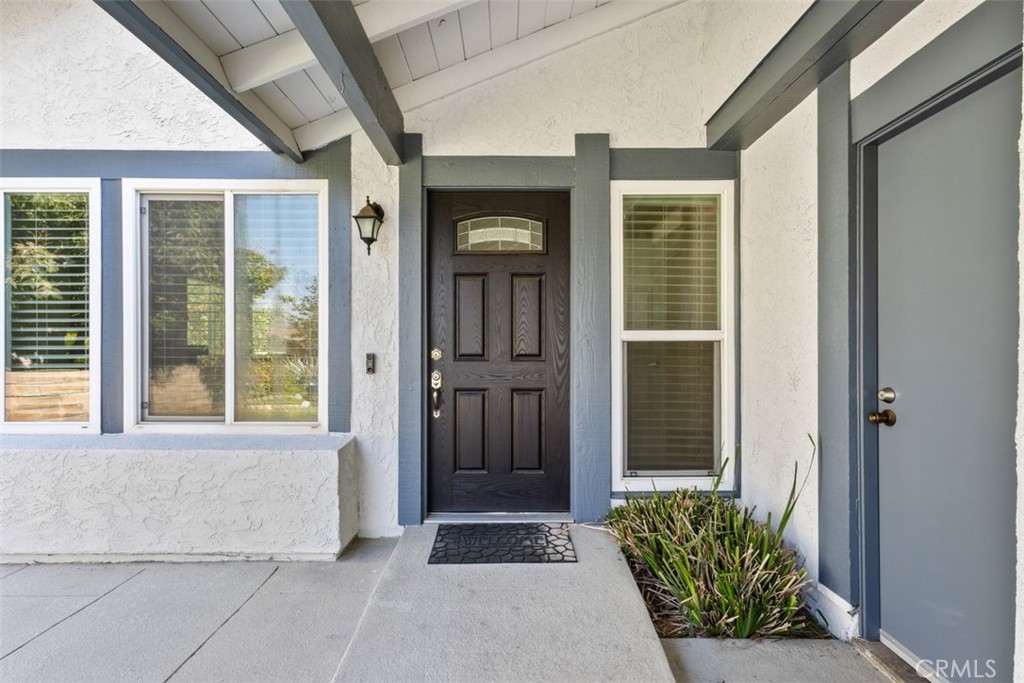 1837 E Lainie Street