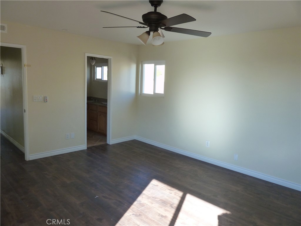 33760 Silver Lantern Street