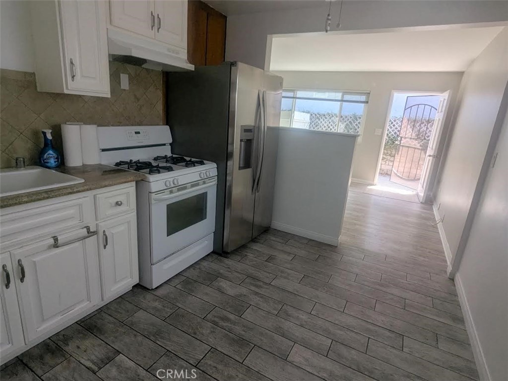 126 Avenida Pelayo 2