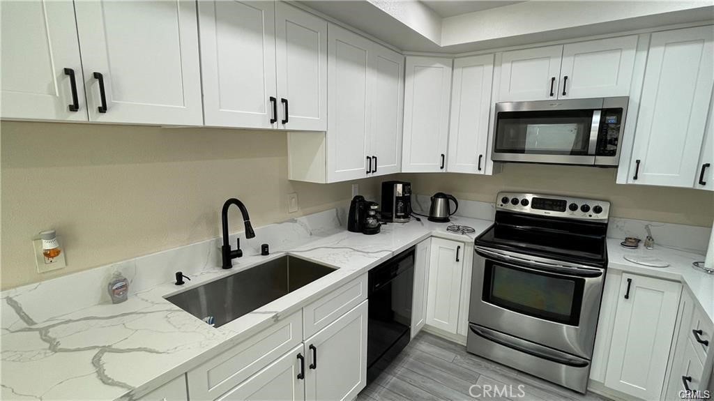 24851 Oak Creek Lane