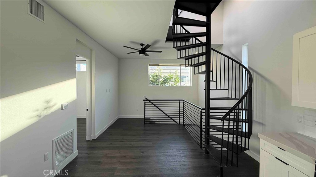 2805 S El Camino Real B