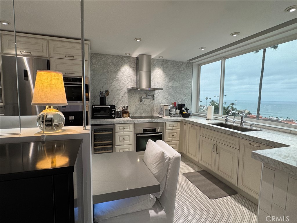 420 Monterey Lane R16