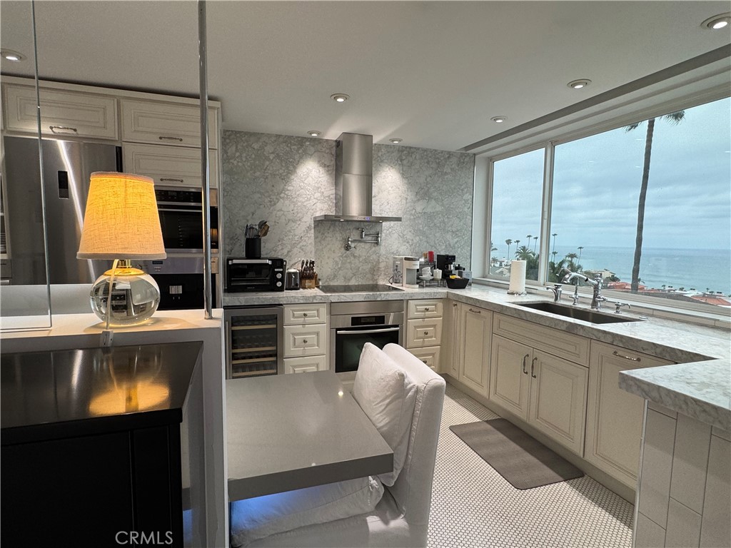 420 Monterey Lane R16